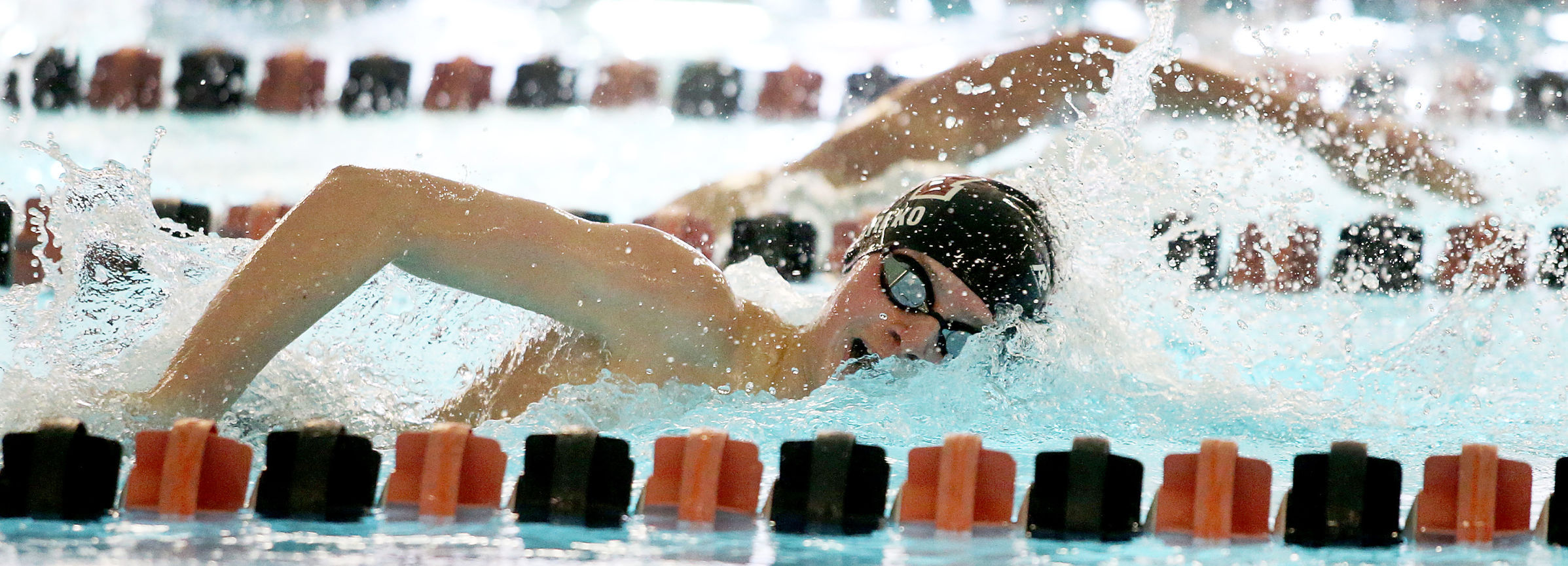 012018-UT-Swim-007